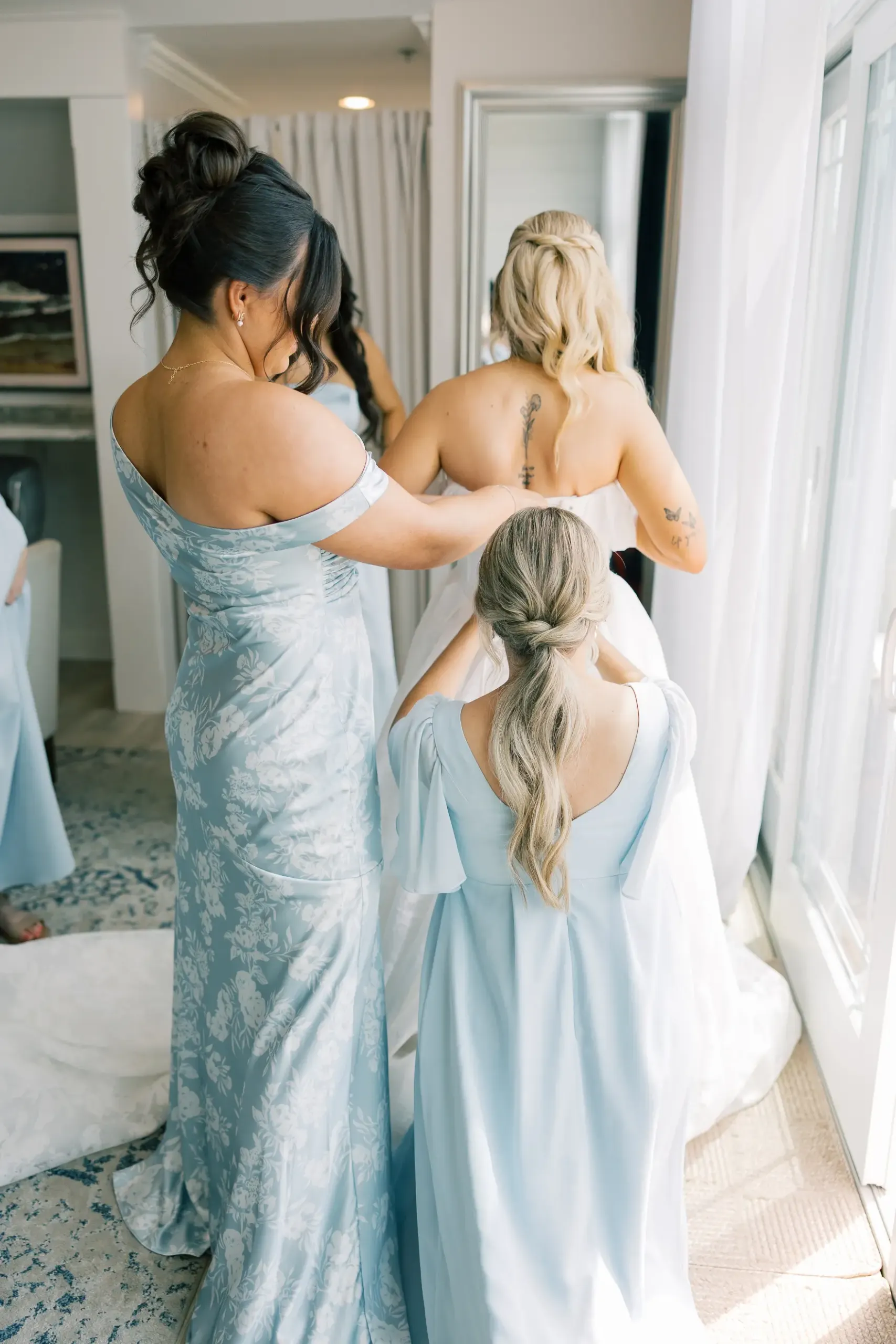 pre ceremony in the bridal suite and photos